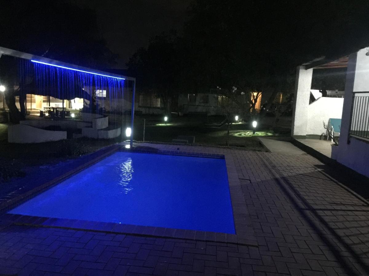 Simbasun Cottages Midrand Dış mekan fotoğraf