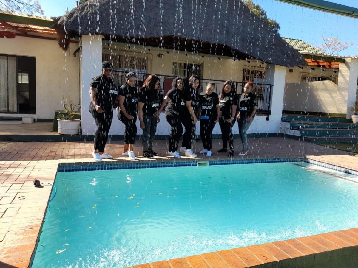 Simbasun Cottages Midrand Dış mekan fotoğraf