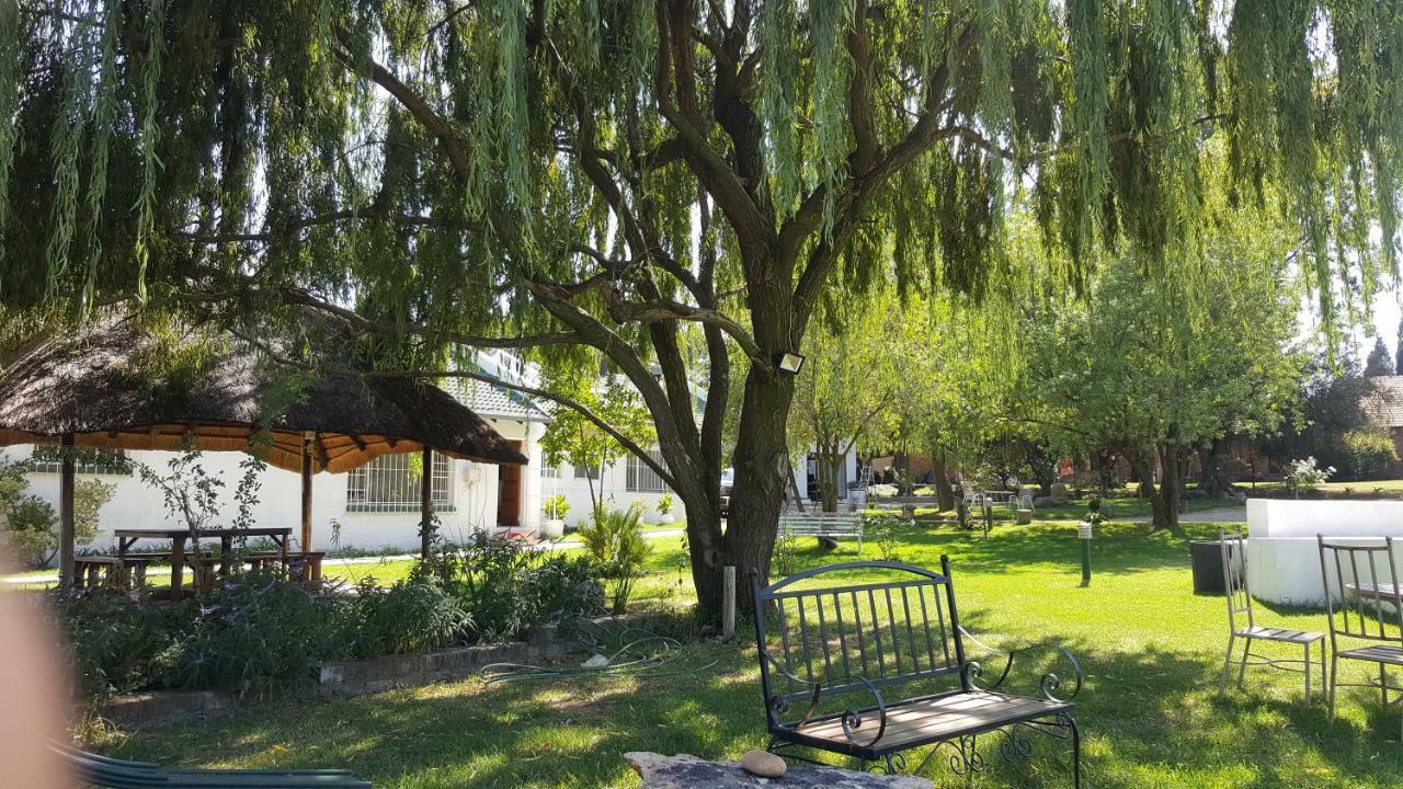 Simbasun Cottages Midrand Dış mekan fotoğraf