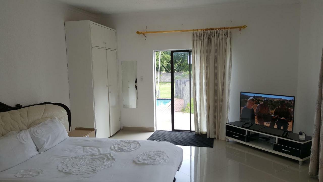 Simbasun Cottages Midrand Dış mekan fotoğraf